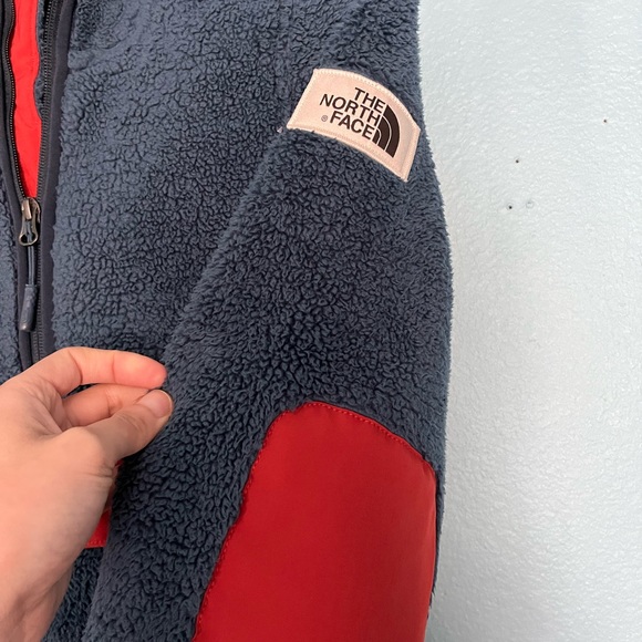 The North Face Campshire Pullover - Picture 6 of 6